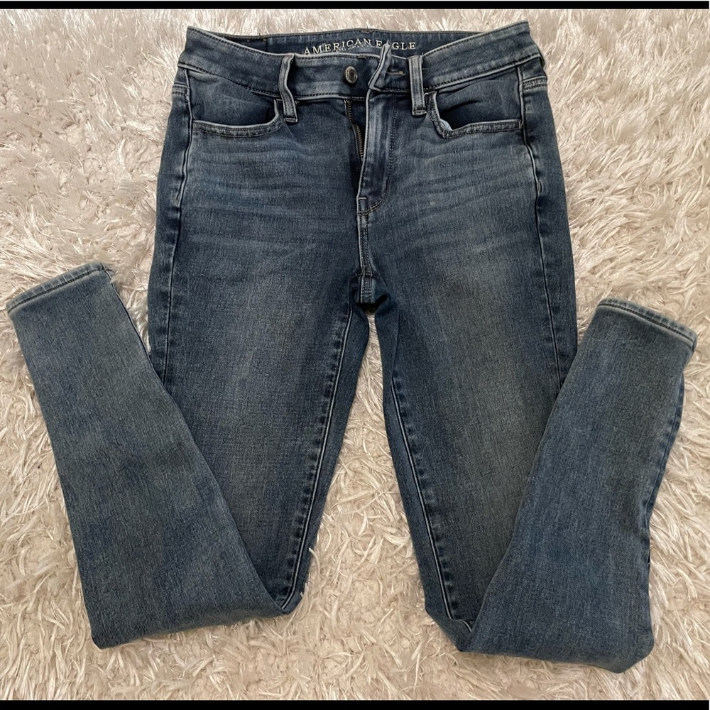 American Eagle High Waist Super Stretch x4 Blue jeans , size 2